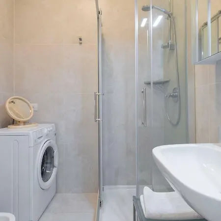 Апартаменты Joivy 1br In Isola With Stunning View To Bosco Verticale Милан