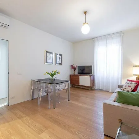 Joivy 1br In Isola With Stunning View To Bosco Verticale * Милан